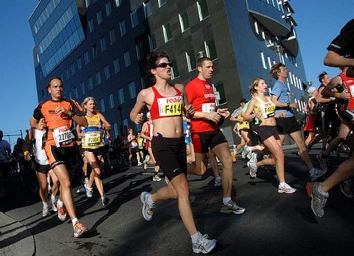 Marathon: Long-distance running event with an official distance of 42.195 kilometers